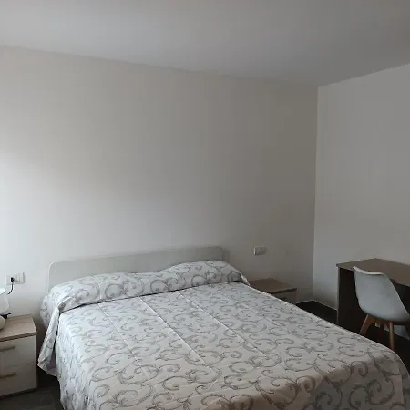 Gufo Depandance Hotel 2*